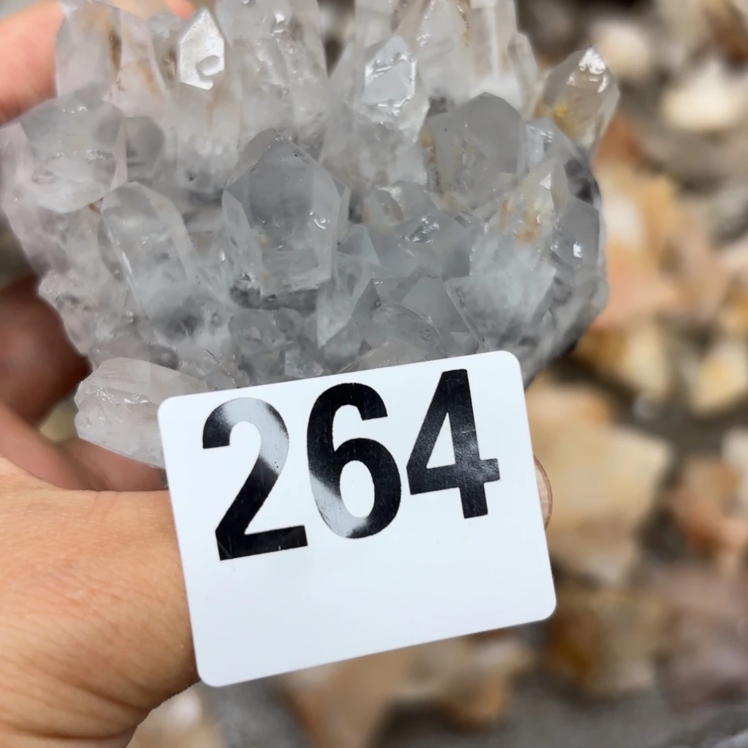 未镶嵌水晶大型摆件（非配饰）