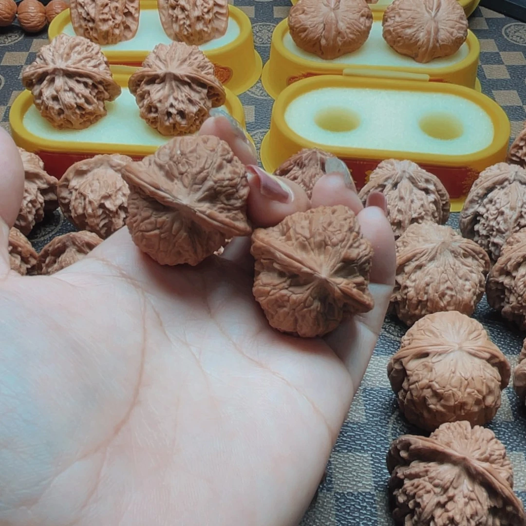 桃核把件全品龙洞欲