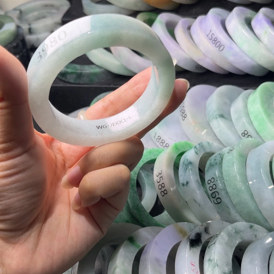 定制翡翠手镯未镶嵌