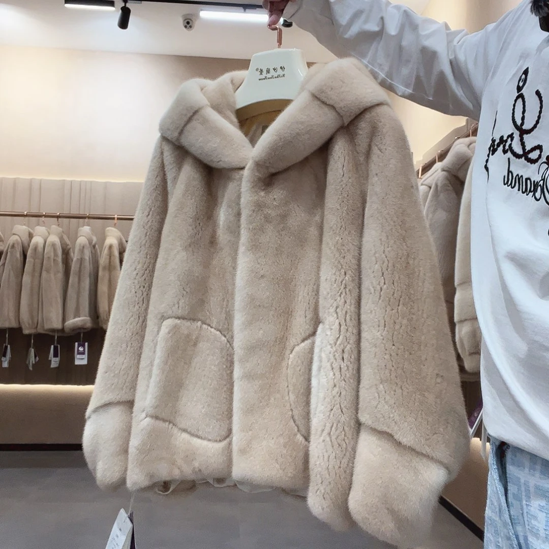 *****Tk06米黄原色水貂外套