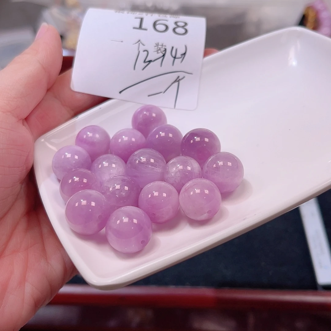 珠宝半成品未镶嵌水晶168 。