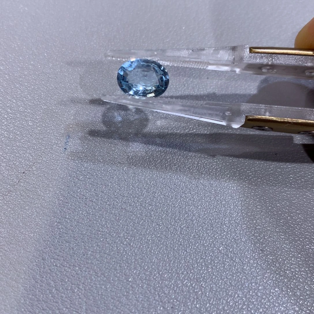 海蓝宝石裸石1.65克拉