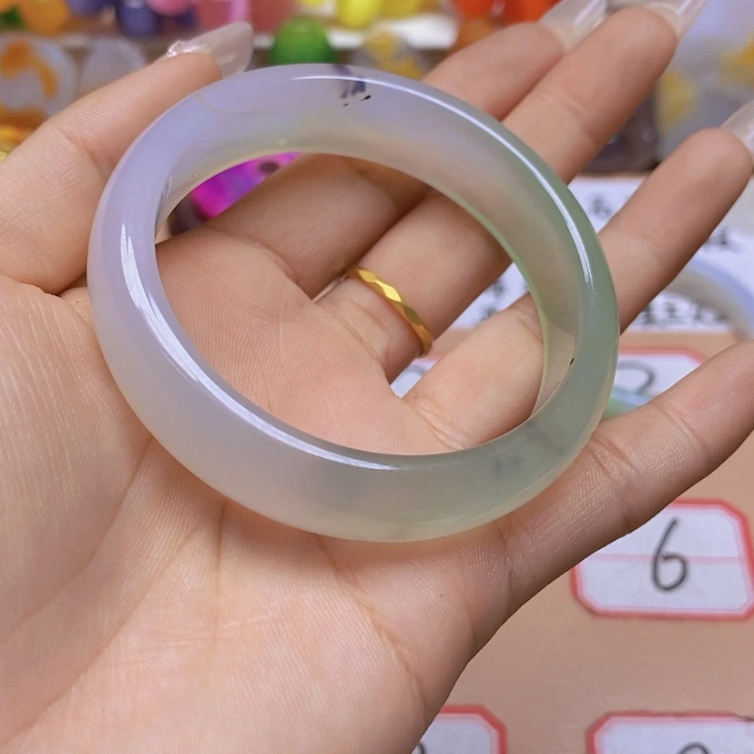 【闪购商品】玛瑙/玉髓颈饰未镶嵌快**鱼