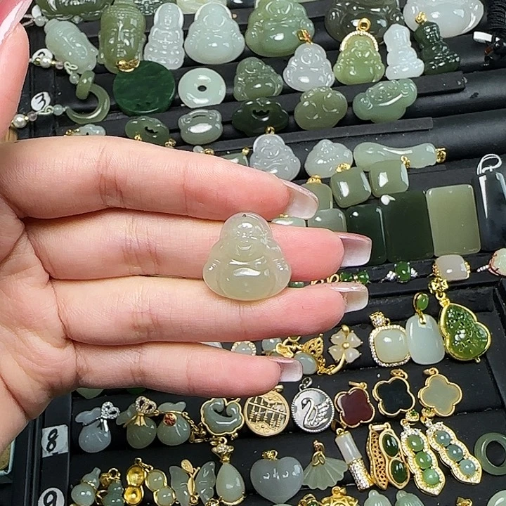 颈饰银S925镶嵌和田玉