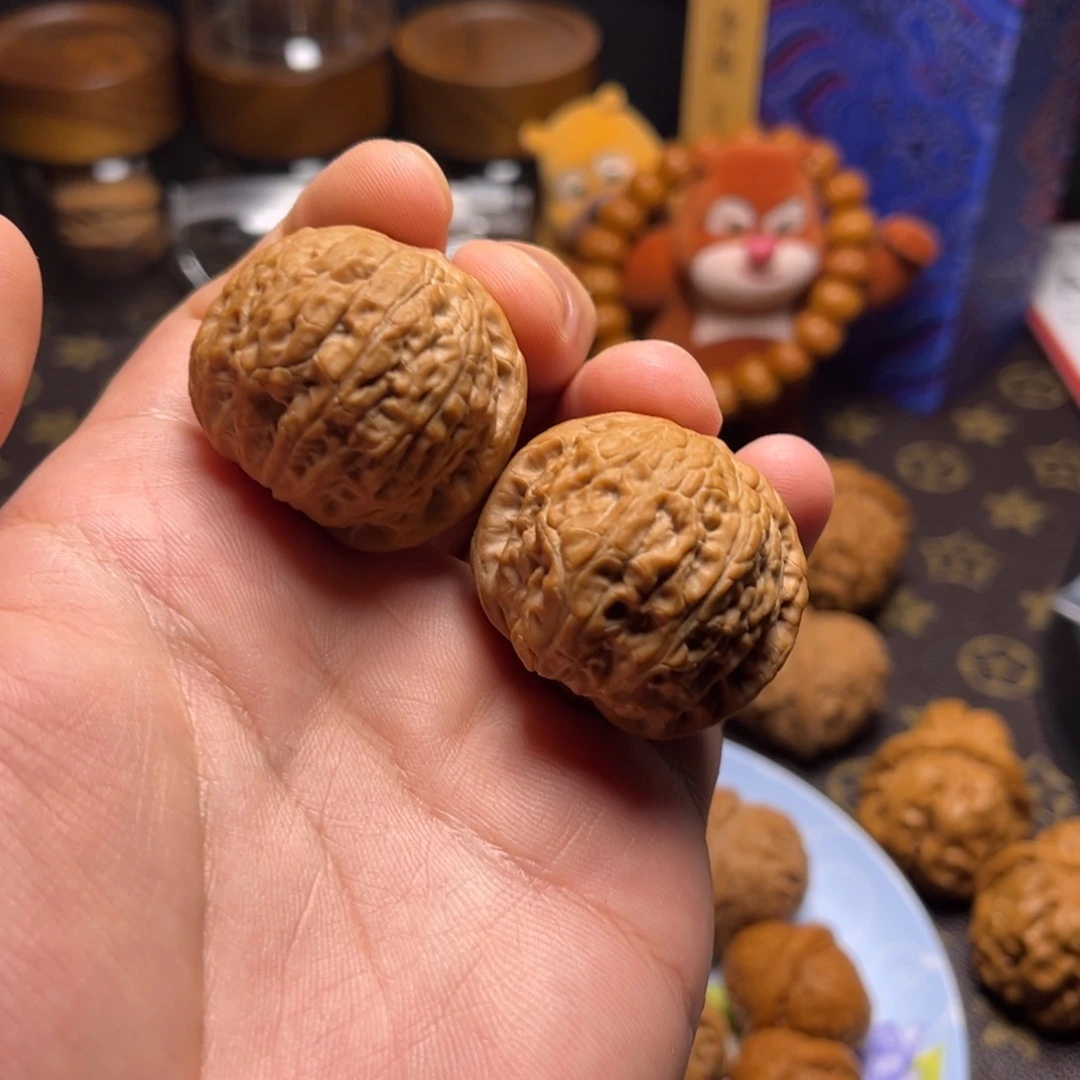 爱****文玩核桃吊坠36尺乾隆磨