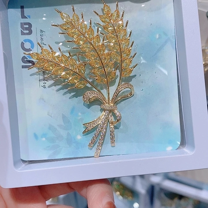 锆石铜合金麦穗胸针 大气上档次