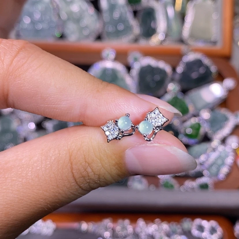 【闪购商品】翡翠未镶嵌颈饰天然