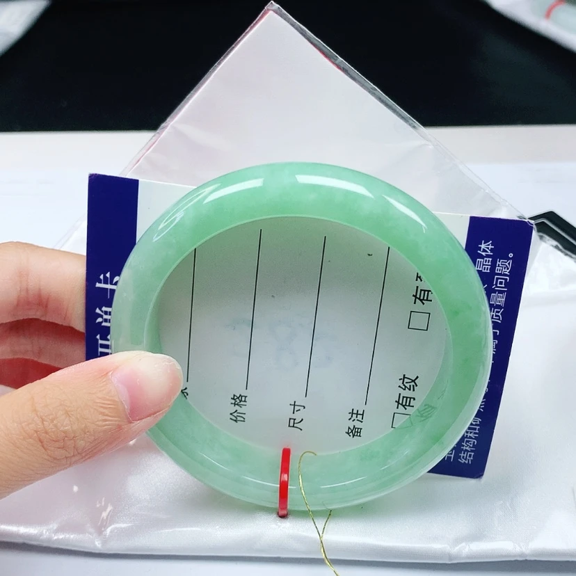 【闪购商品】翡翠手镯未镶嵌59.5圈