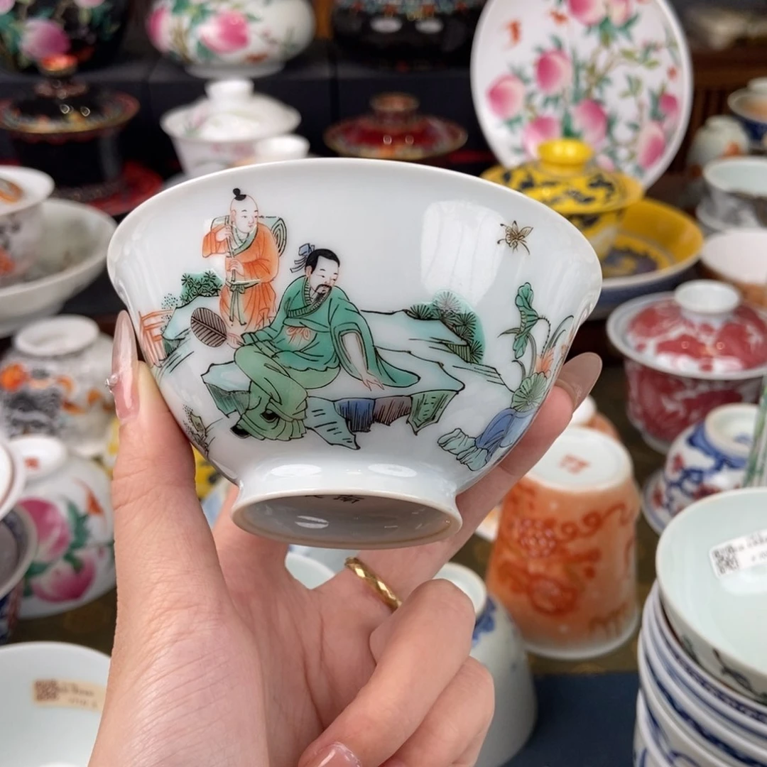 人****?陶瓷艺术家的作品是一种非常高兴