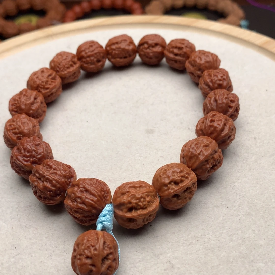 手串文玩核桃肉筋八棱