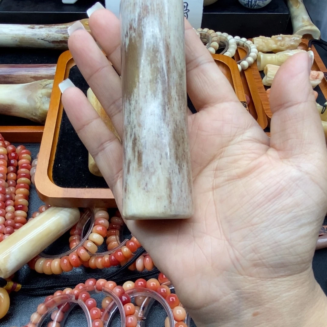 雾***山大叶紫檀（黑酸枝木类）