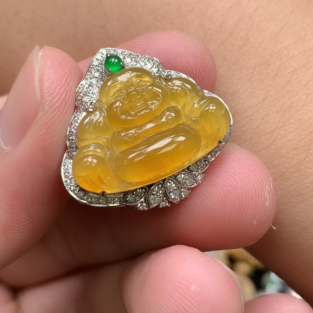 颈饰18K金镶嵌翡翠