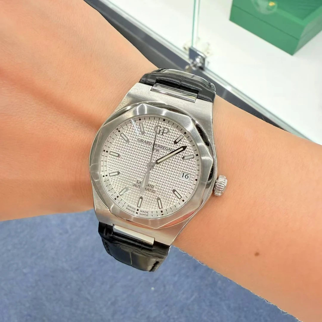 95新 Girard- Perregaux/芝柏表 自动机械,38mm精钢,250810001