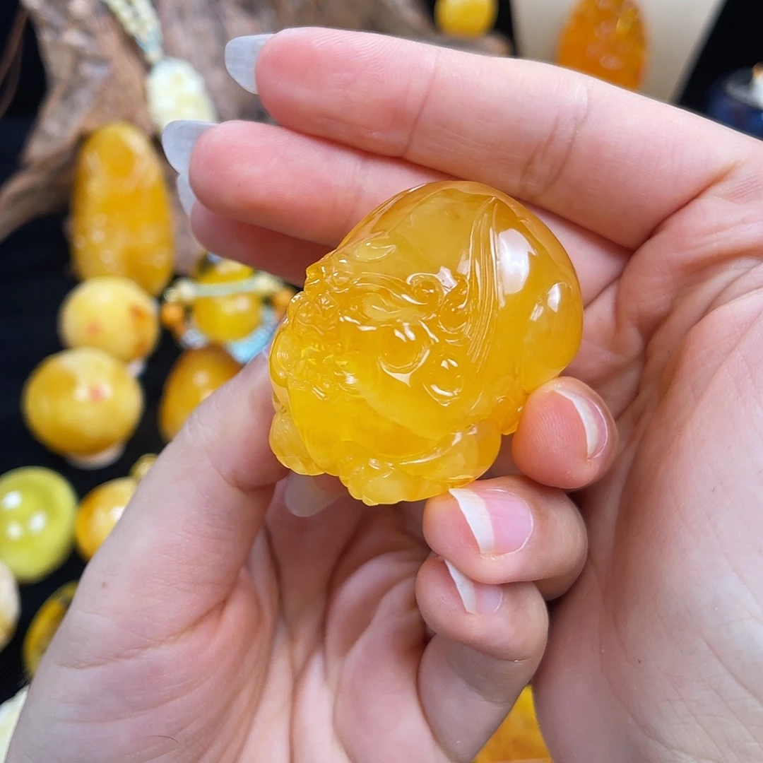 琥珀未镶嵌珠宝奇石
