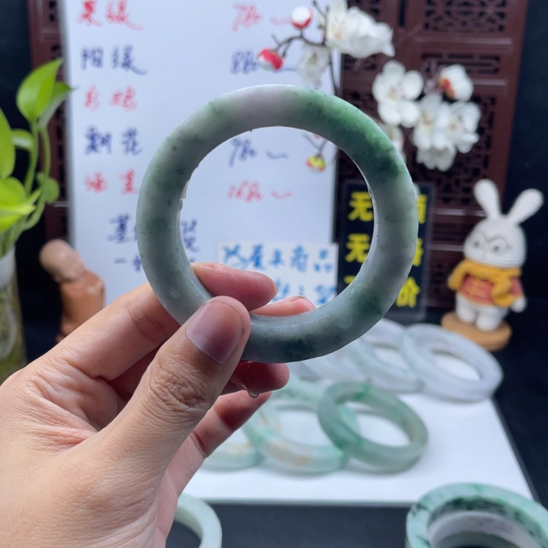 定制翡翠未镶嵌正圈