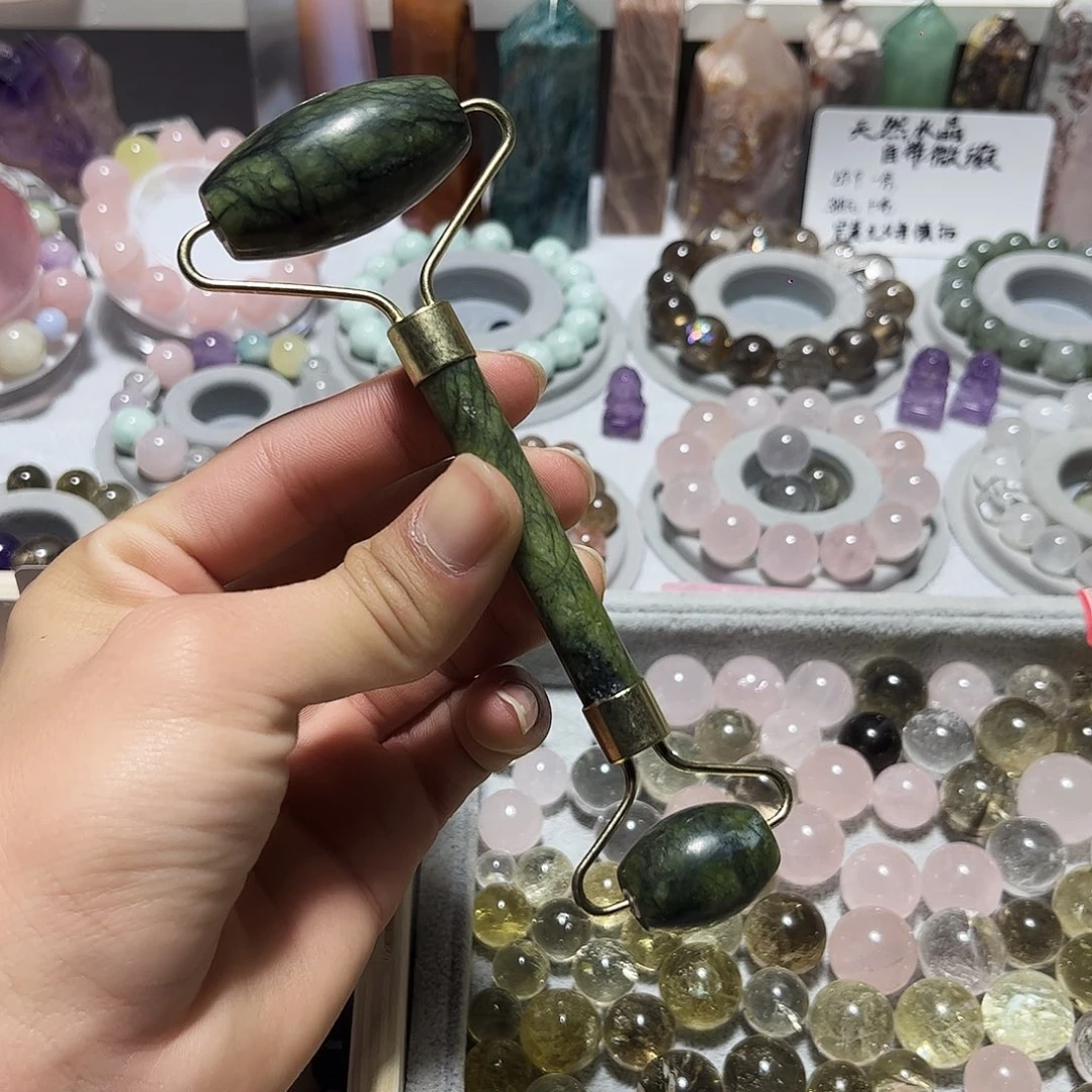 蛇纹石玉未镶嵌秀玉滚轮秀玉滚轮