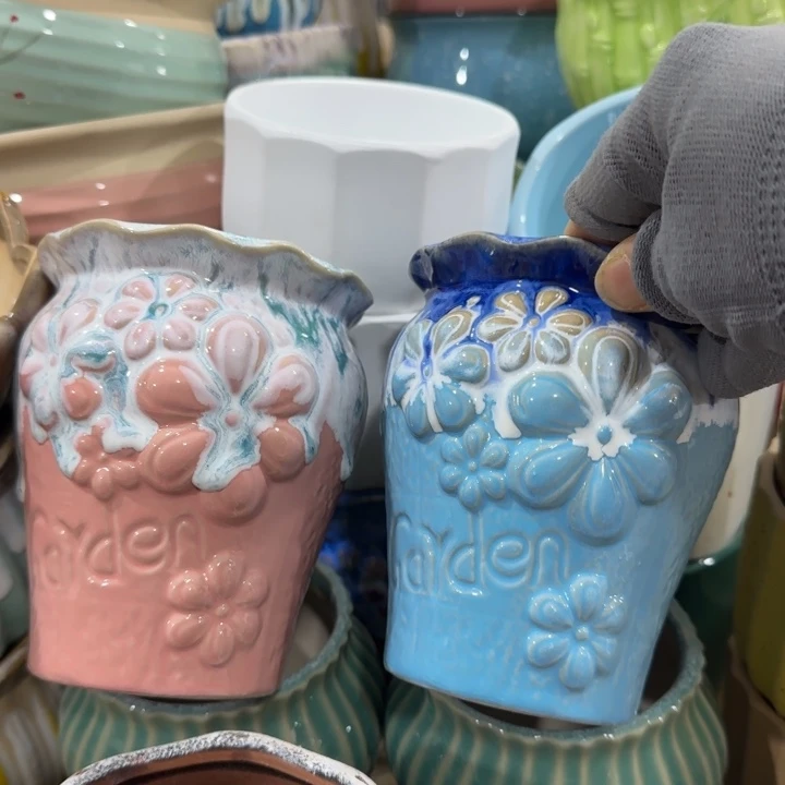 凑9块包邮，有孔，陶瓷花盆