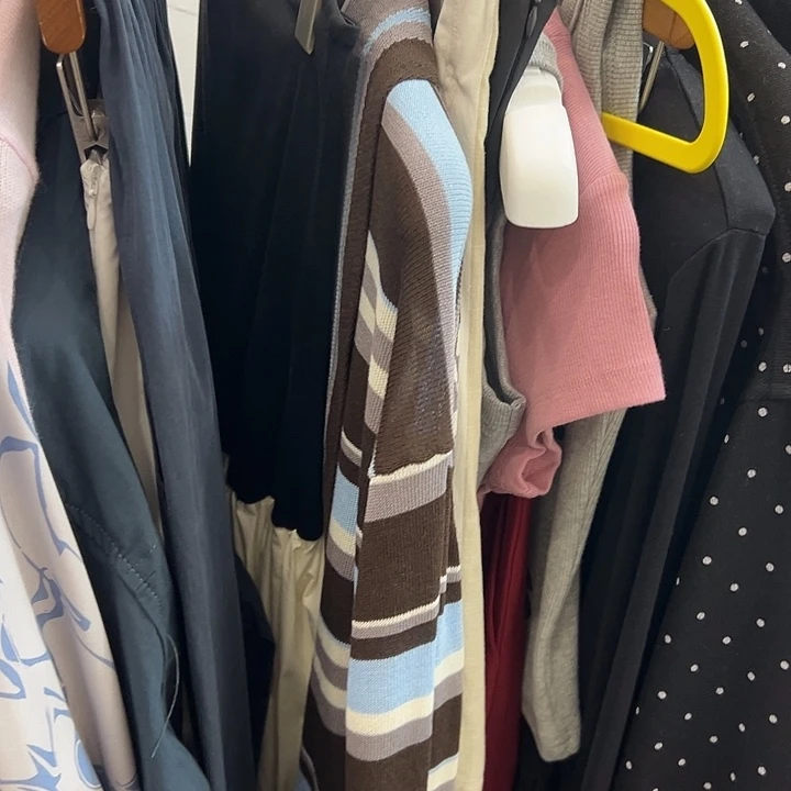 苏***染挂脖款拼色抹胸连衣裙 1