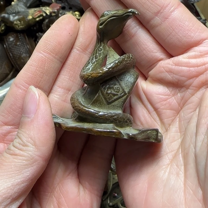 铜器把玩摆件链接