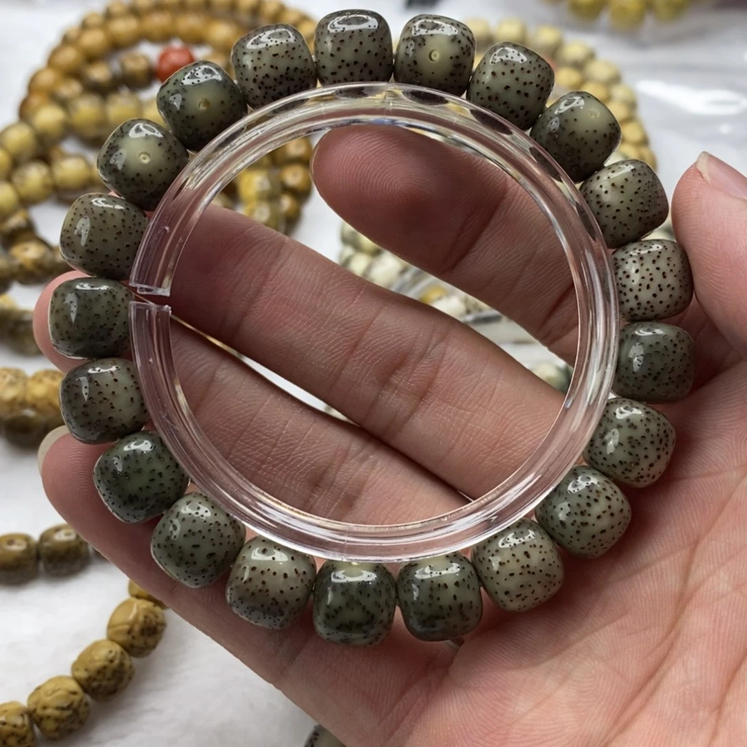 星月菩提手串11冰糖月留白