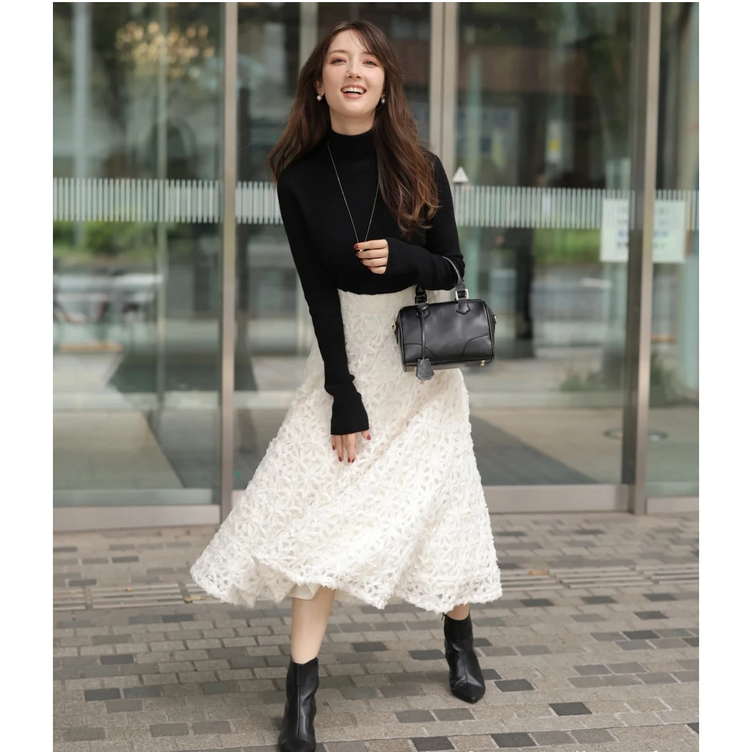 【胖虎家】 A 秋冬上新 时尚气质重工镂空设计百搭半身裙