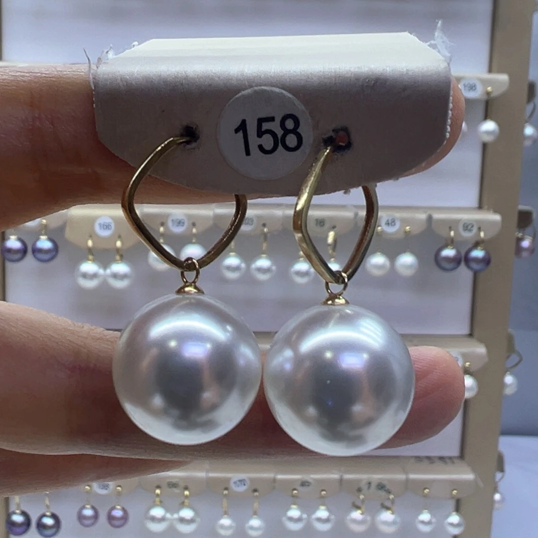 18K金镶嵌淡水珍珠耳饰