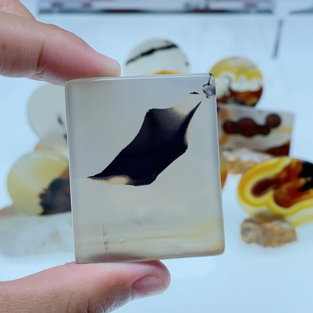 玛瑙/玉髓未镶嵌珠宝半成品