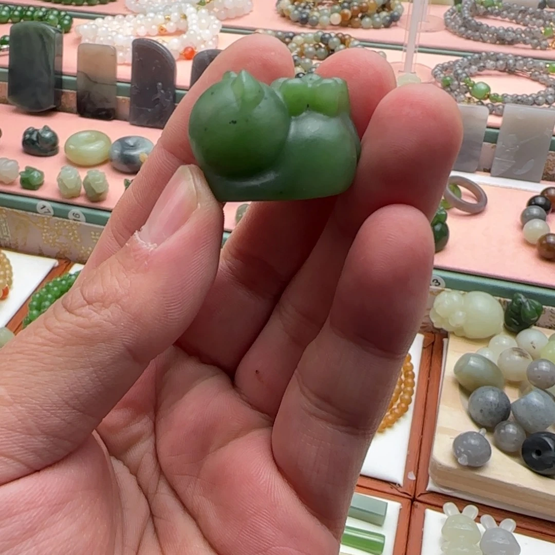 和田玉未镶嵌吊坠(不含链)