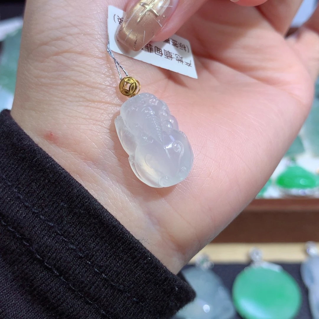 吊坠(不含链)18K金镶嵌翡翠