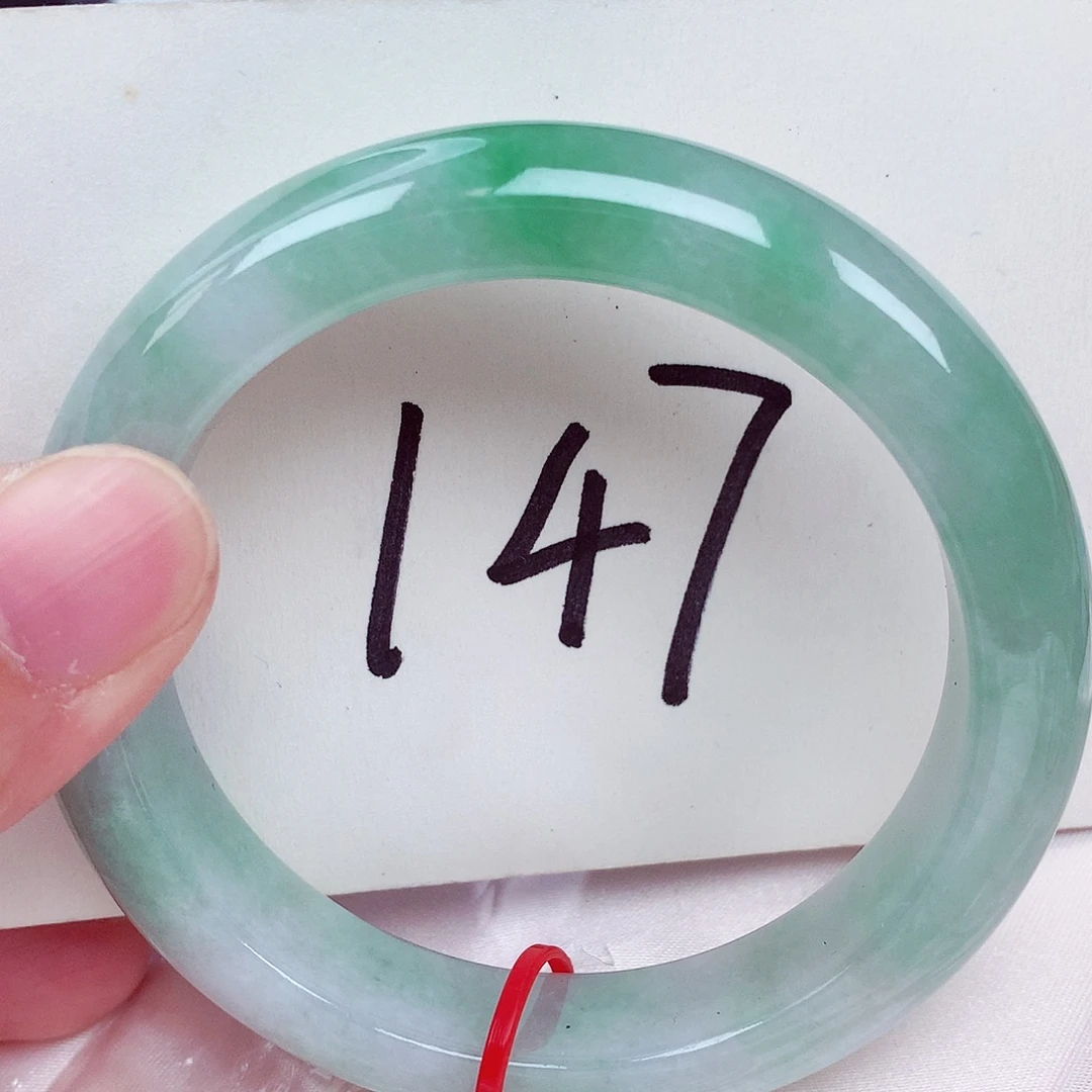 翡翠未镶嵌手镯翡翠