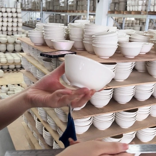 新骨瓷010微瑕暖白4寸反口小米饭碗分汤碗