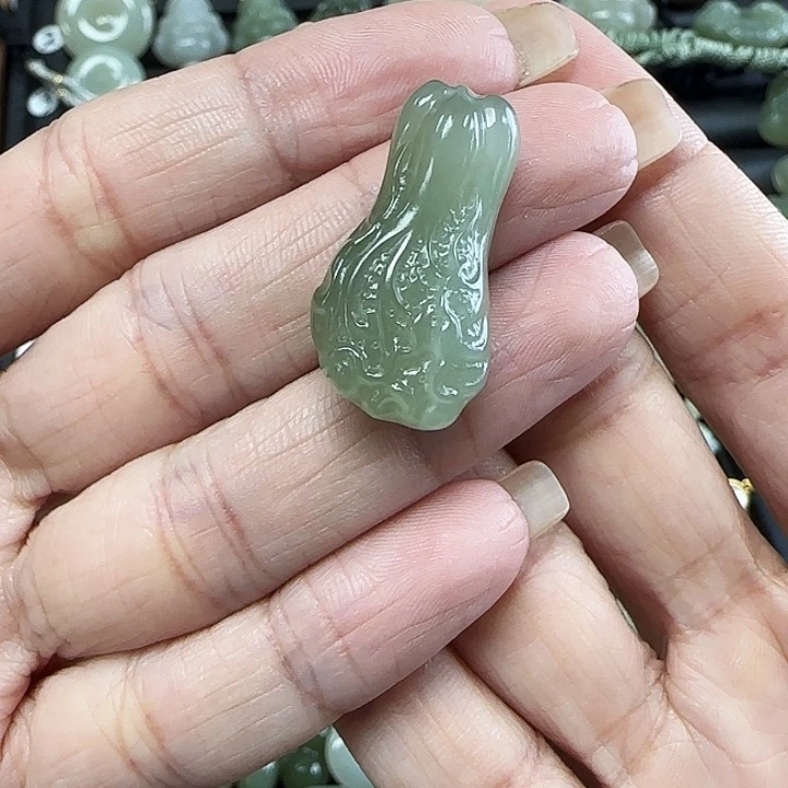 和田玉未镶嵌吊坠(不含链)