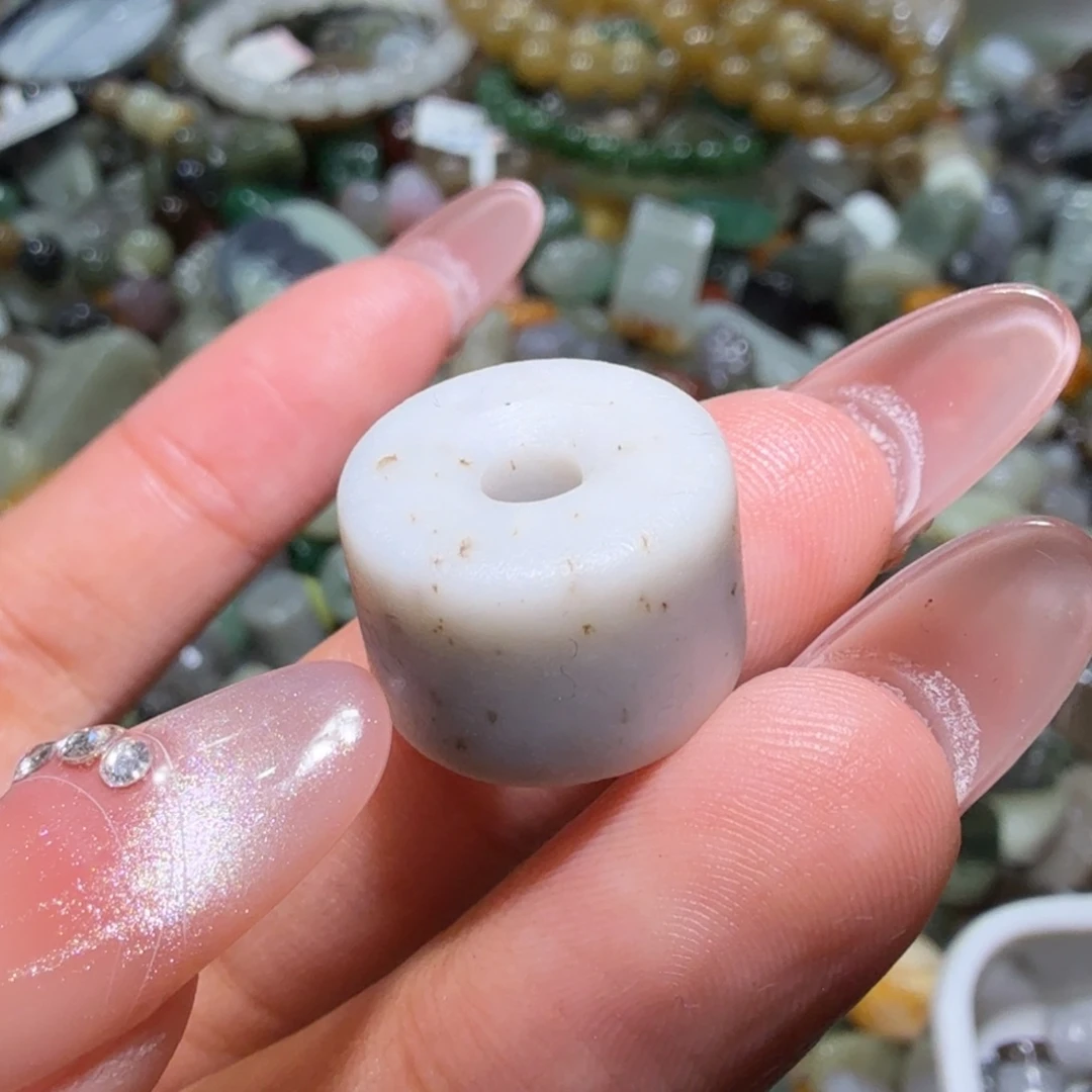 和田玉未镶嵌珠宝半成品