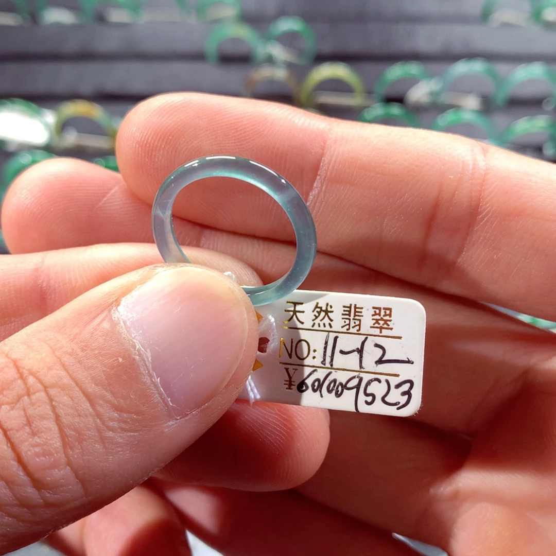 翡翠未镶嵌戒指翡翠戒指