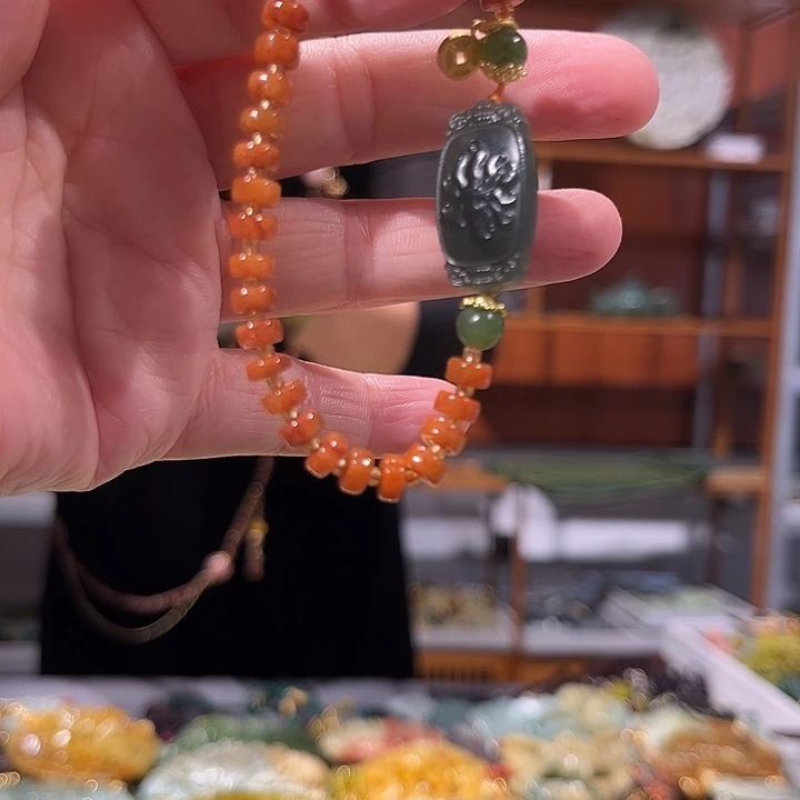 未镶嵌岫玉毛衣链