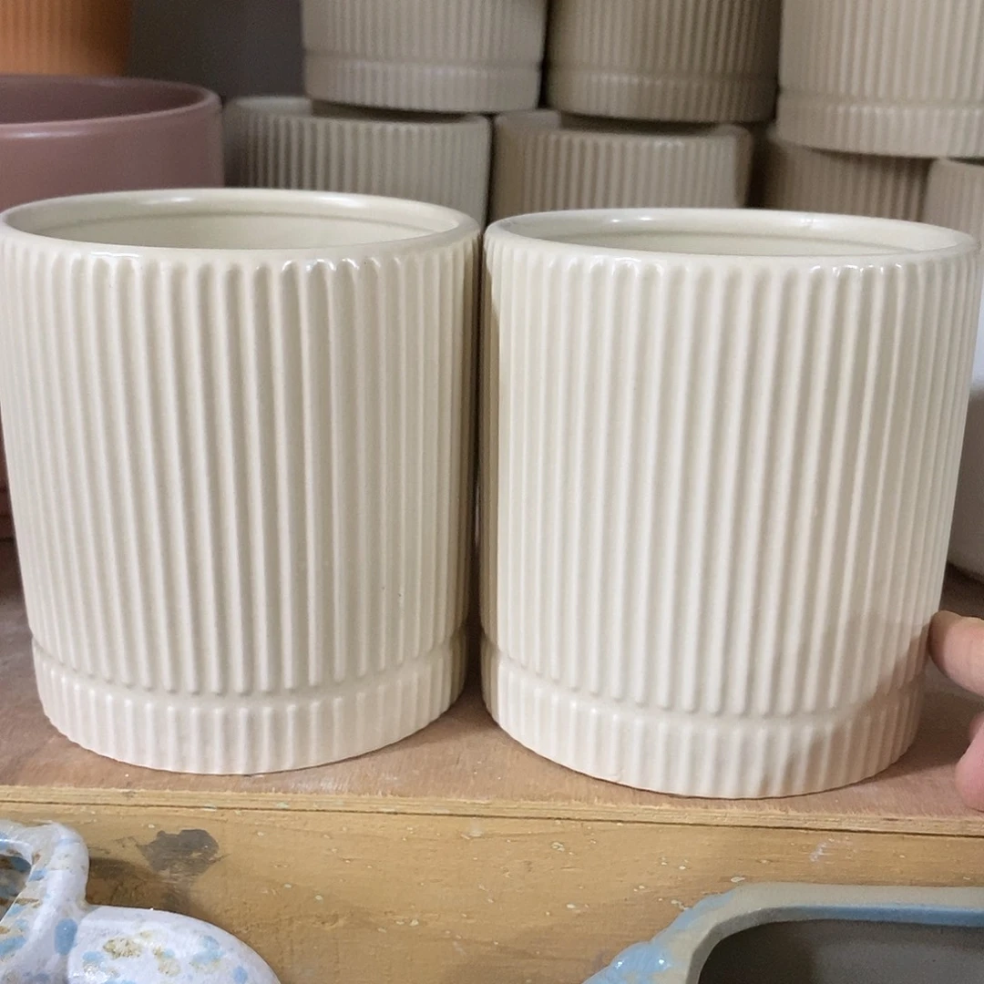 陶杯子陶盆有孔 瑕疵介意勿拍