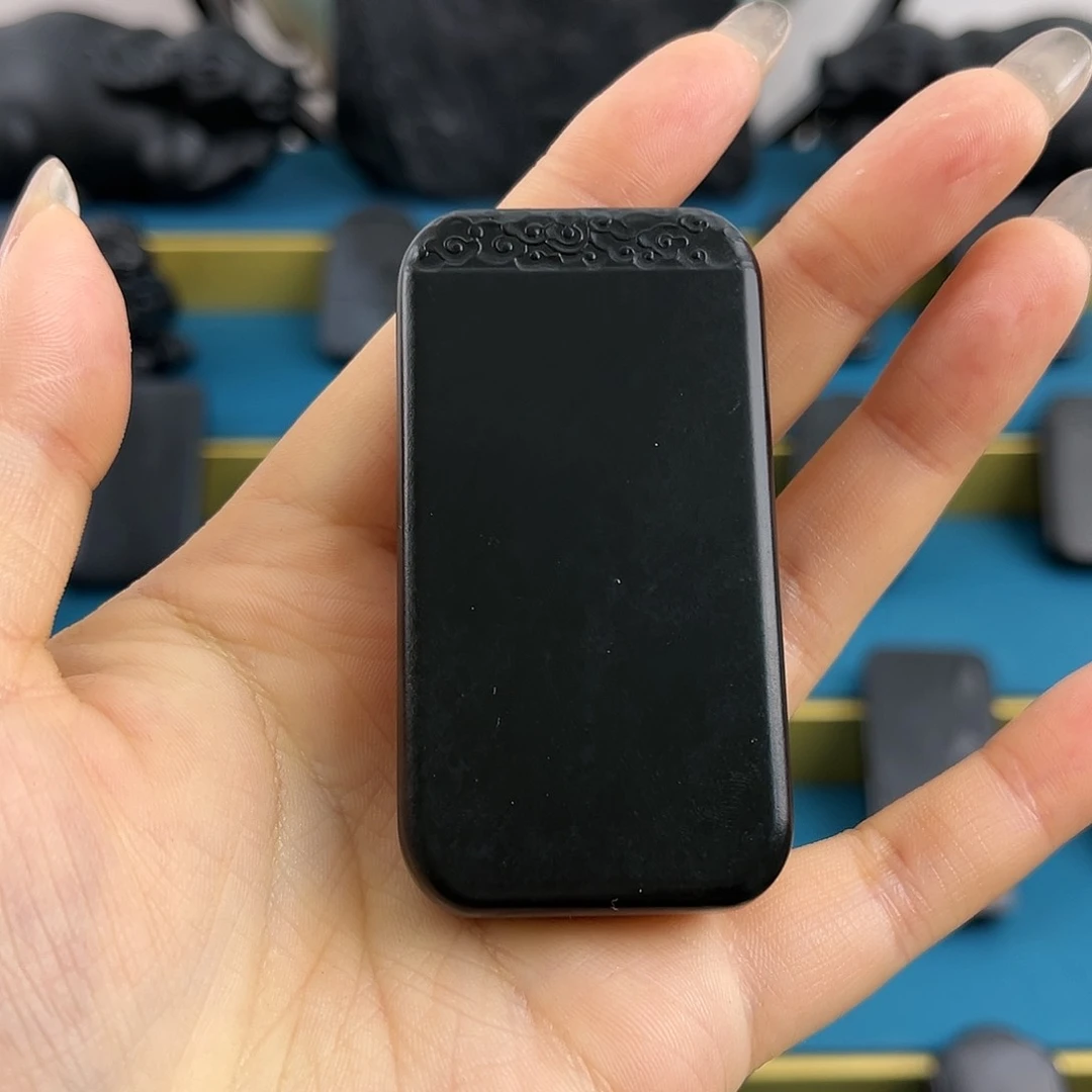 和田玉（墨玉）祥云无事牌未镶嵌彩*南