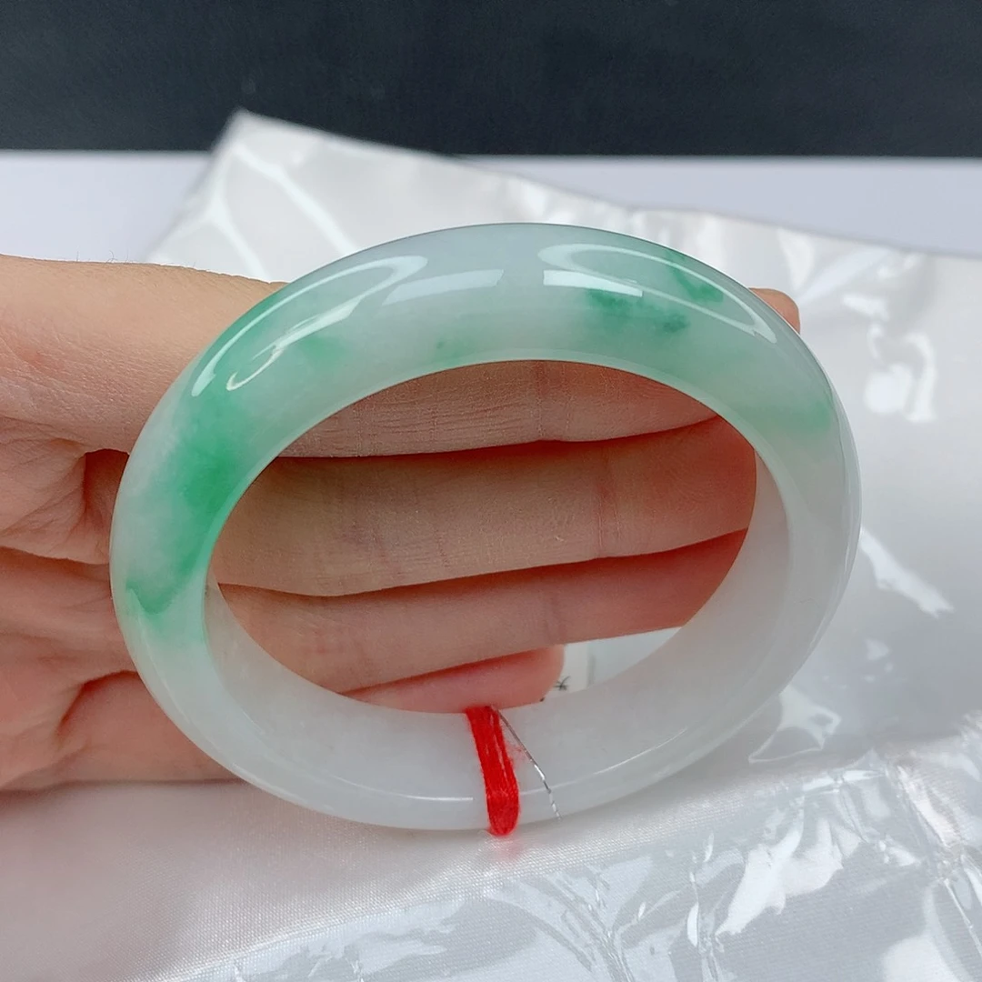 翡翠手镯未镶嵌52.8正圈品相好