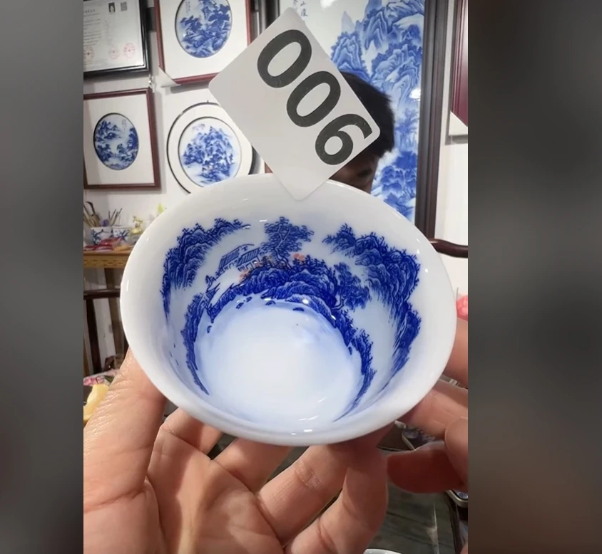 景德镇国营好瓷推荐官吴小琴青花山水主人杯006