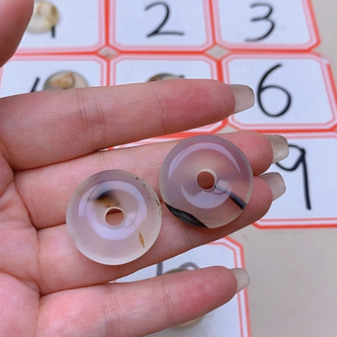 【闪购商品】玛瑙/玉髓未镶嵌珠宝半成品燕