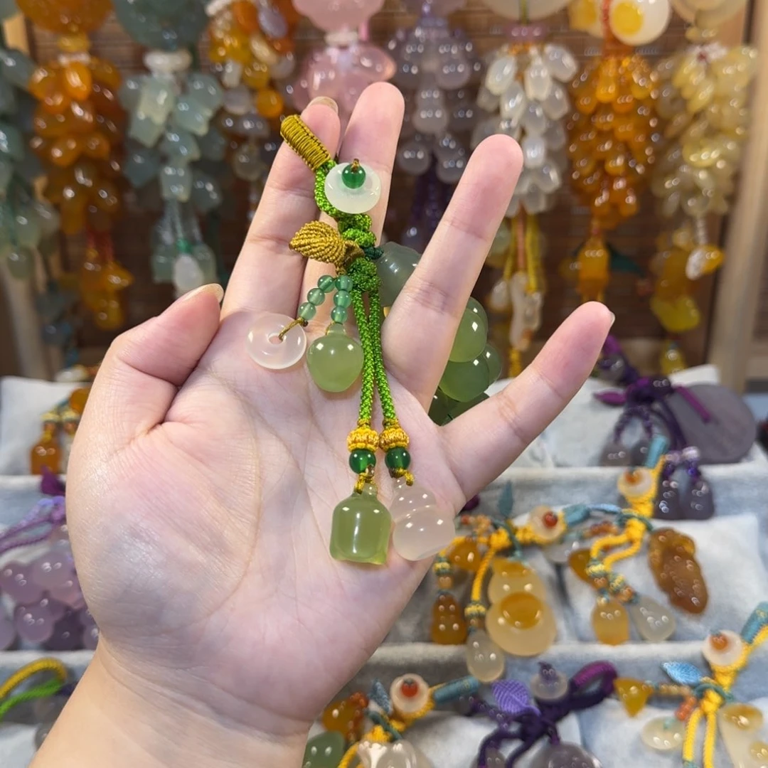 墨***秋玛瑙/玉髓钥匙挂件未镶嵌