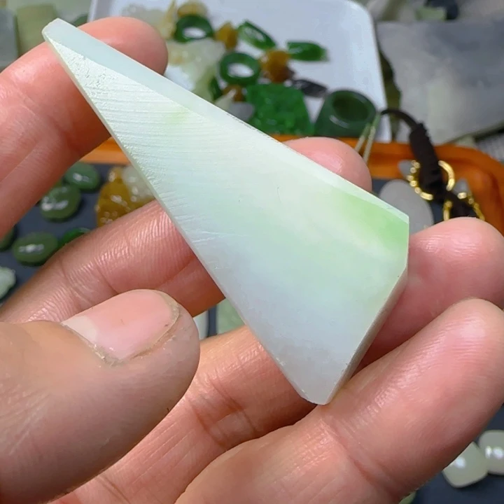 未镶嵌和田玉珠宝半成品