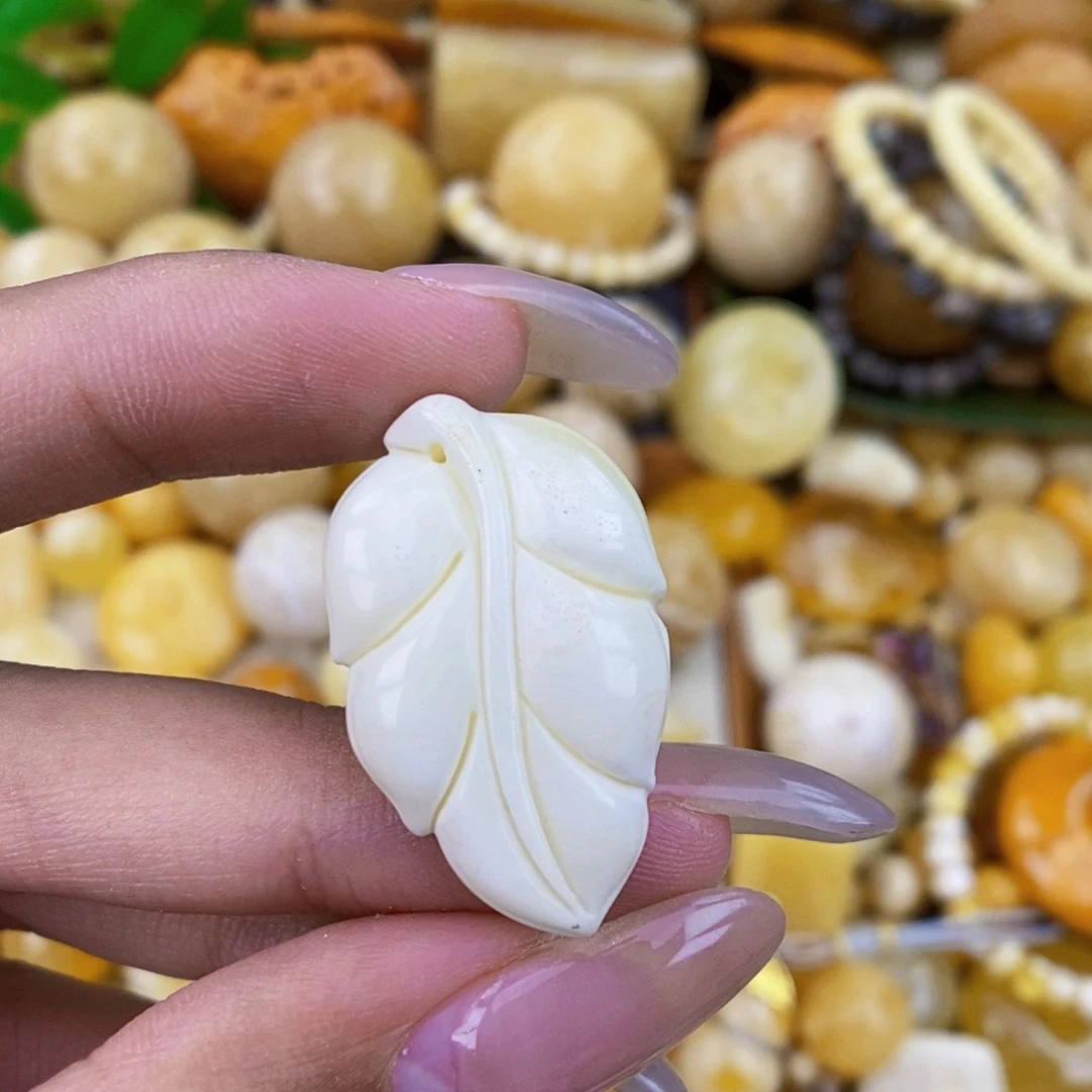 未镶嵌琥珀珠宝奇石粉