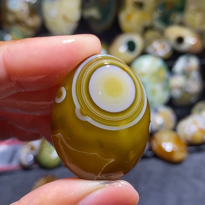 未镶嵌玛瑙/玉髓珠宝奇石