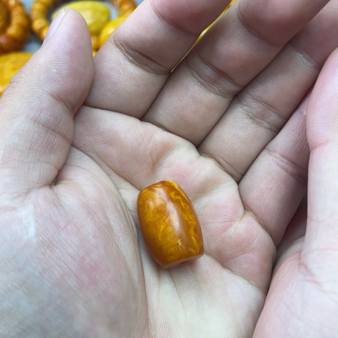 琥珀未镶嵌吊坠(不含链)
