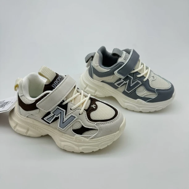 爸爸总动员儿童双网男童女童网面透气百搭简约超轻运动老爹鞋6606