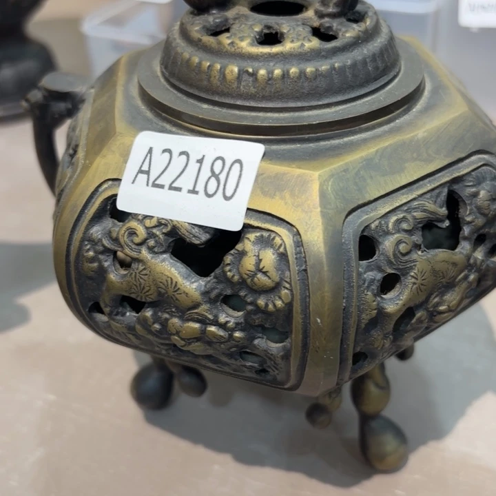 紫砂茶杯钟*炉非常美丽漂亮的物品
