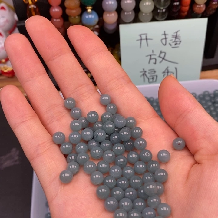 未镶嵌卡6蓝水翡翠20个玛瑙/玉髓