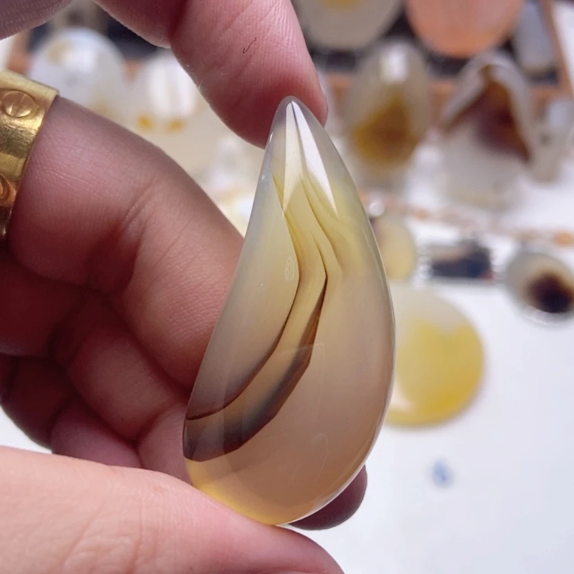 【闪购商品】玛瑙/玉髓颈饰未镶嵌