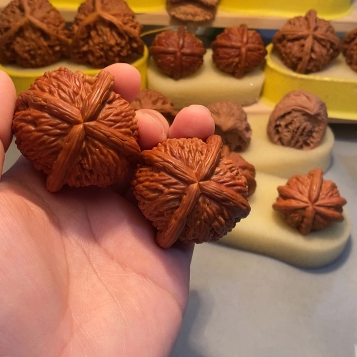 施***虎吊坠文玩核桃hjjjjj